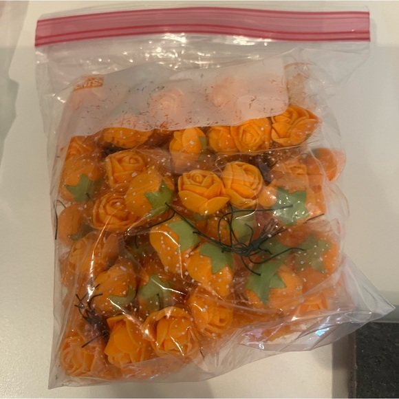 CRAFT FOAM ROSES - Picture 6 of 7